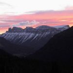 yellowstone lodging outdoor scenery sunset mountain