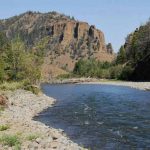 yellowstone lodging outdoor scenery river